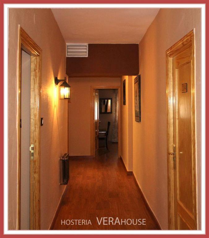 Hosteria Verahouse Хараіс-де-ла-Вера Екстер'єр фото